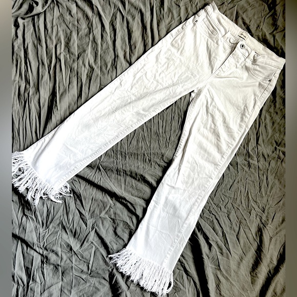 Sneak Peek Mid Rise Kick Flare White Jeans with Frayed Hem - Picture 2 of 6